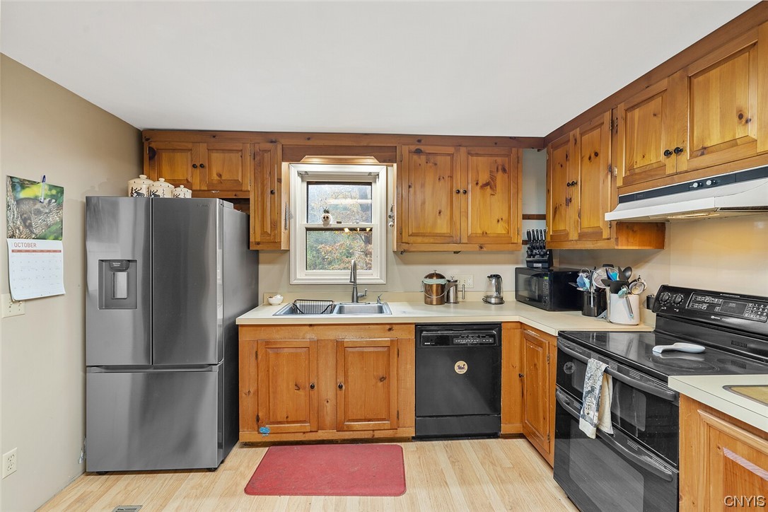 8481 Halstead Road Vienna, NY 13308 - Photo 14 of 36