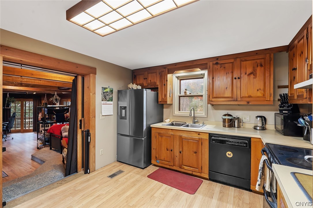 8481 Halstead Road Vienna, NY 13308 - Photo 9 of 36