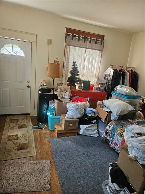 113 Hillside Way New Castle, PA 16101 - Photo 18 of 18 a living room with furniture and a window
