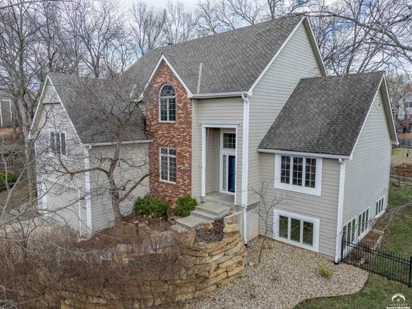 $659,900 | 1128 Dubs Court, Lawrence, KS 66049