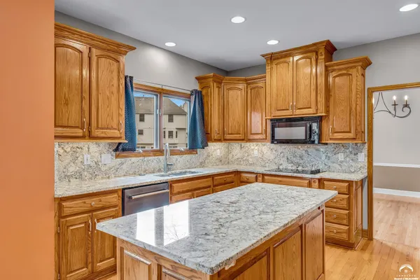 $659,900 | 1128 Dubs Court, Lawrence, KS 66049