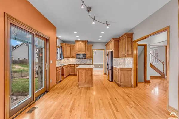 $659,900 | 1128 Dubs Court, Lawrence, KS 66049