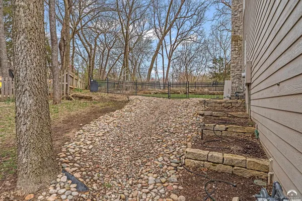 $659,900 | 1128 Dubs Court, Lawrence, KS 66049