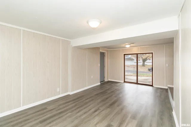 $189,900 | 120 Douglas Road, Marquette Heights, IL 61554