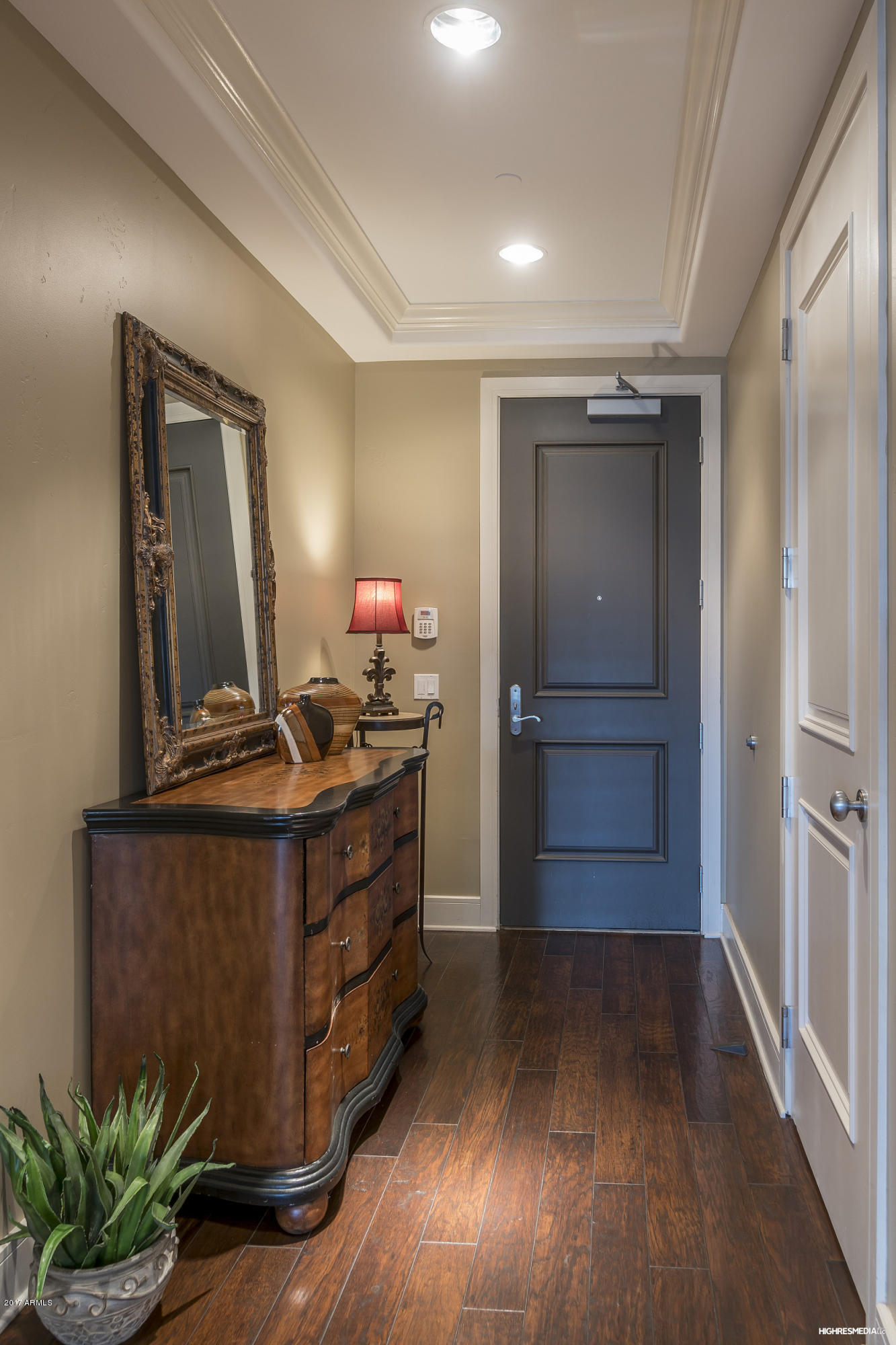 2211 East Camelback Road, Unit 404 Phoenix, AZ 85016 - Photo 2 of 27 HRM4569_web