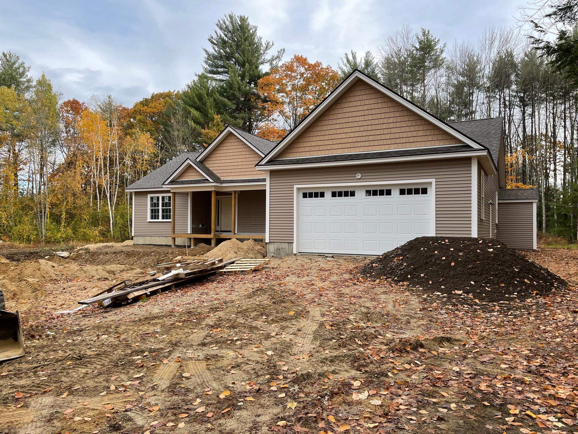16 Regency Court Rochester, NH 03867 - Photo 1 of 8 Gallery Image 1