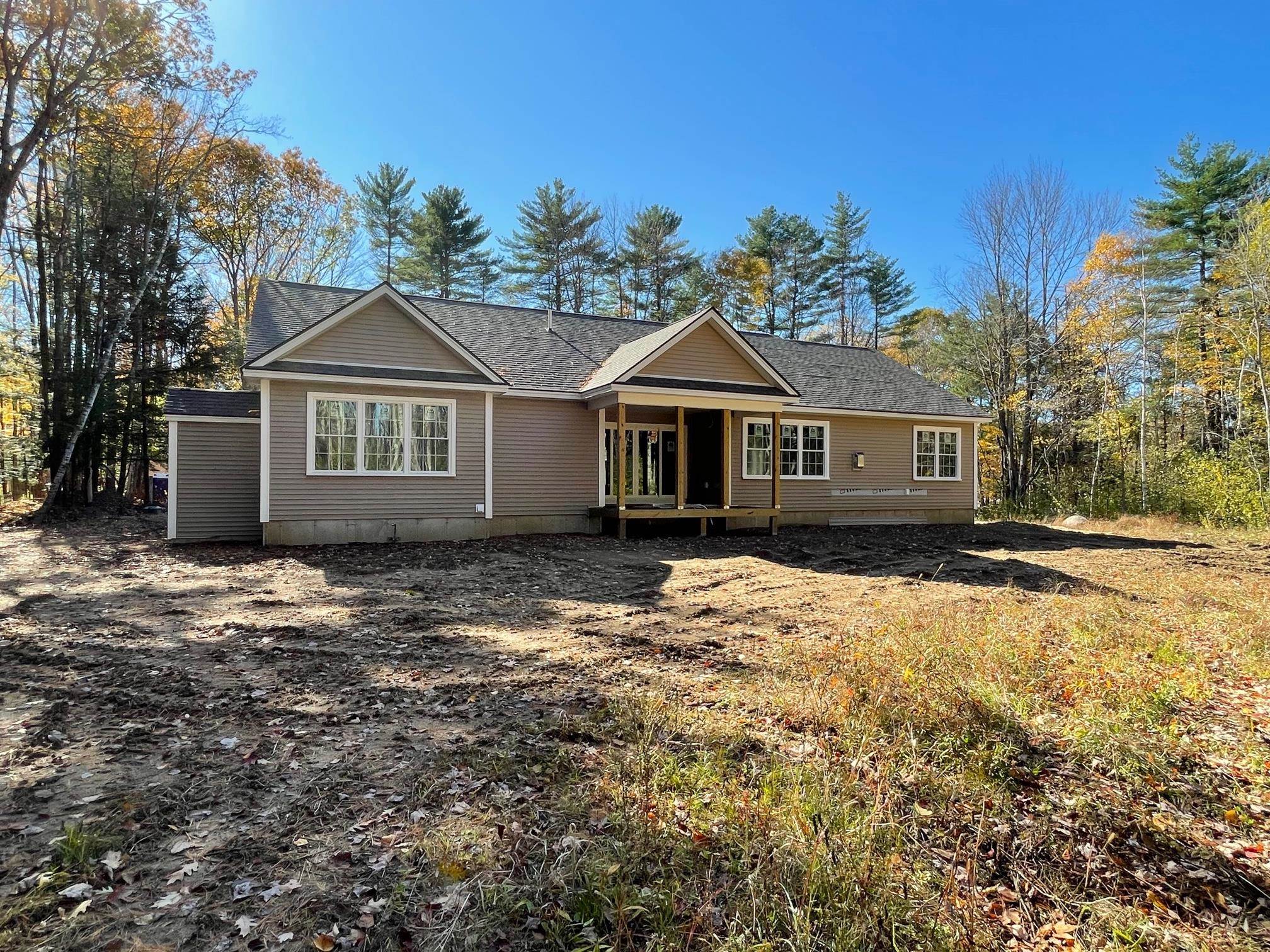 16 Regency Court Rochester, NH 03867 - Photo 2 of 8 Gallery Image 2