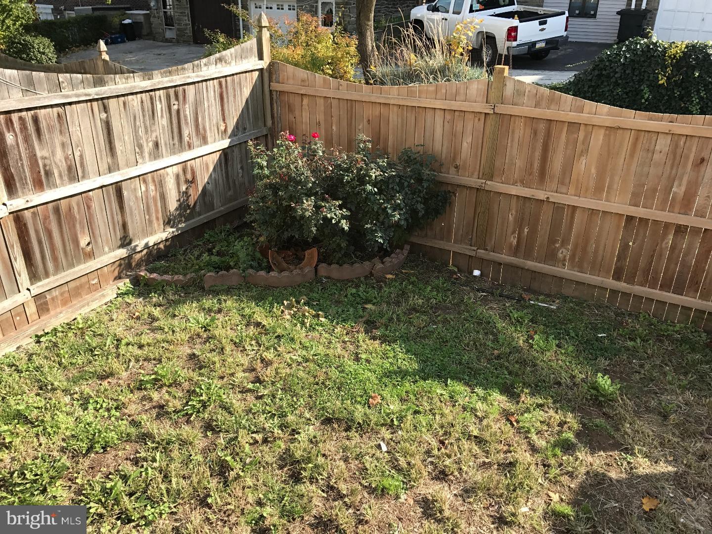 4110 Vernon Road Drexel Hill, PA 19026 - Photo 15 of 25 Back Yard