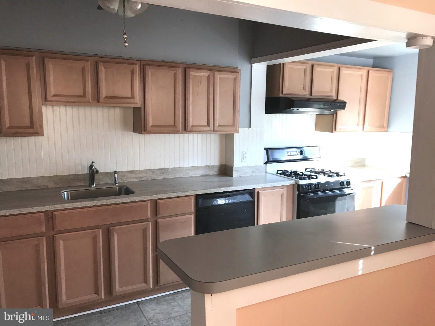 4110 Vernon Road Drexel Hill, PA 19026 - Photo 8 of 25 Kitchen