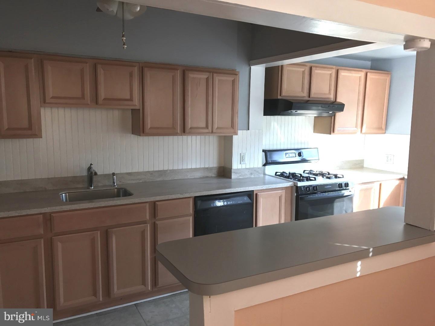 4110 Vernon Road Drexel Hill, PA 19026 - Photo 9 of 25 Kitchen