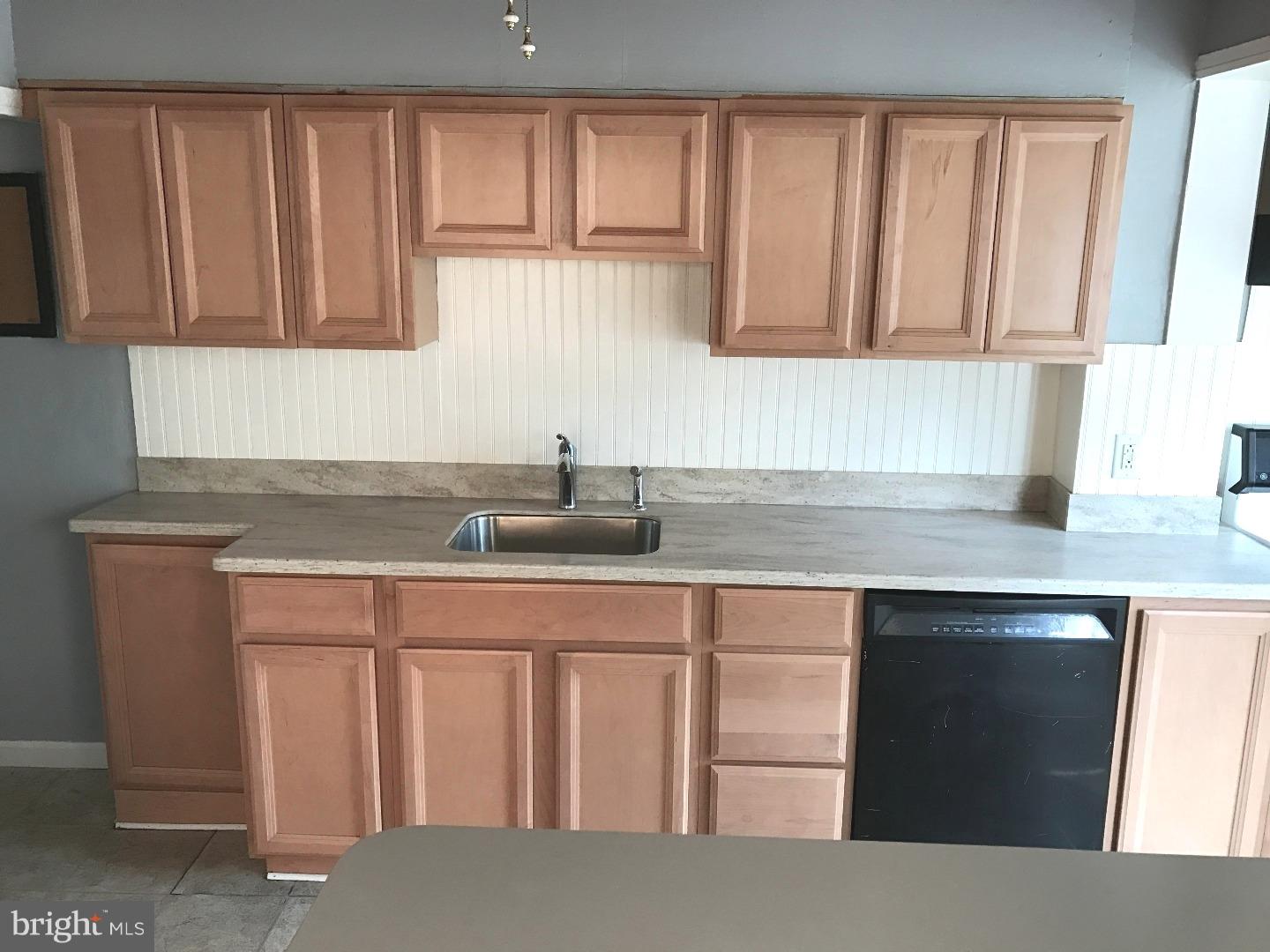 4110 Vernon Road Drexel Hill, PA 19026 - Photo 10 of 25 Kitchen