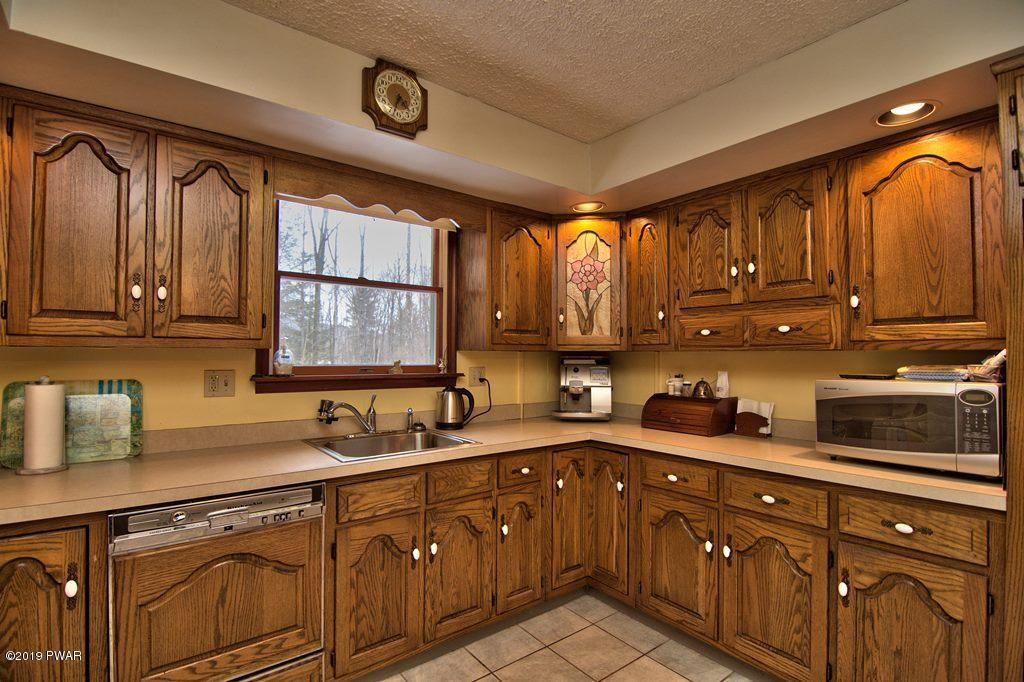 642 Cortez Road Lake Ariel, PA 18436 - Photo 16 of 51 Kitchen View 2