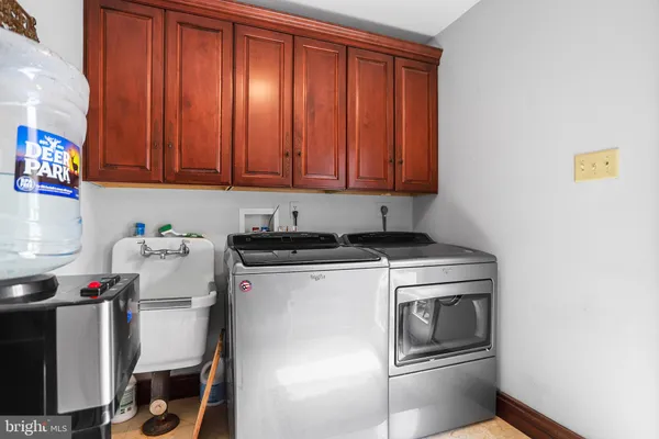 $899,900 | 127 Cloverly Lane, West Chester, PA 19380
