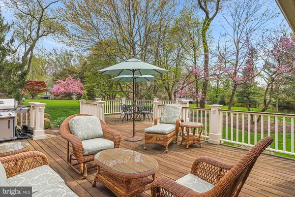 $899,900 | 127 Cloverly Lane, West Chester, PA 19380