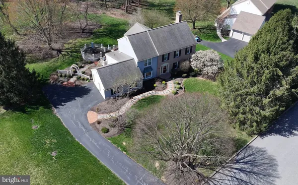 $899,900 | 127 Cloverly Lane, West Chester, PA 19380