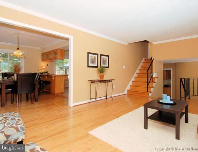 19213 Treadway Road Brookeville, MD 20833 - Photo 18 of 24 Living Room #3
