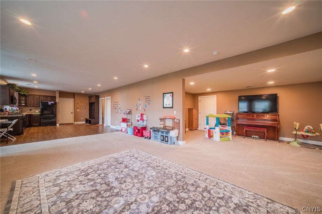 1410 Allen Road Clay, NY 13212 - Photo 34 of 50