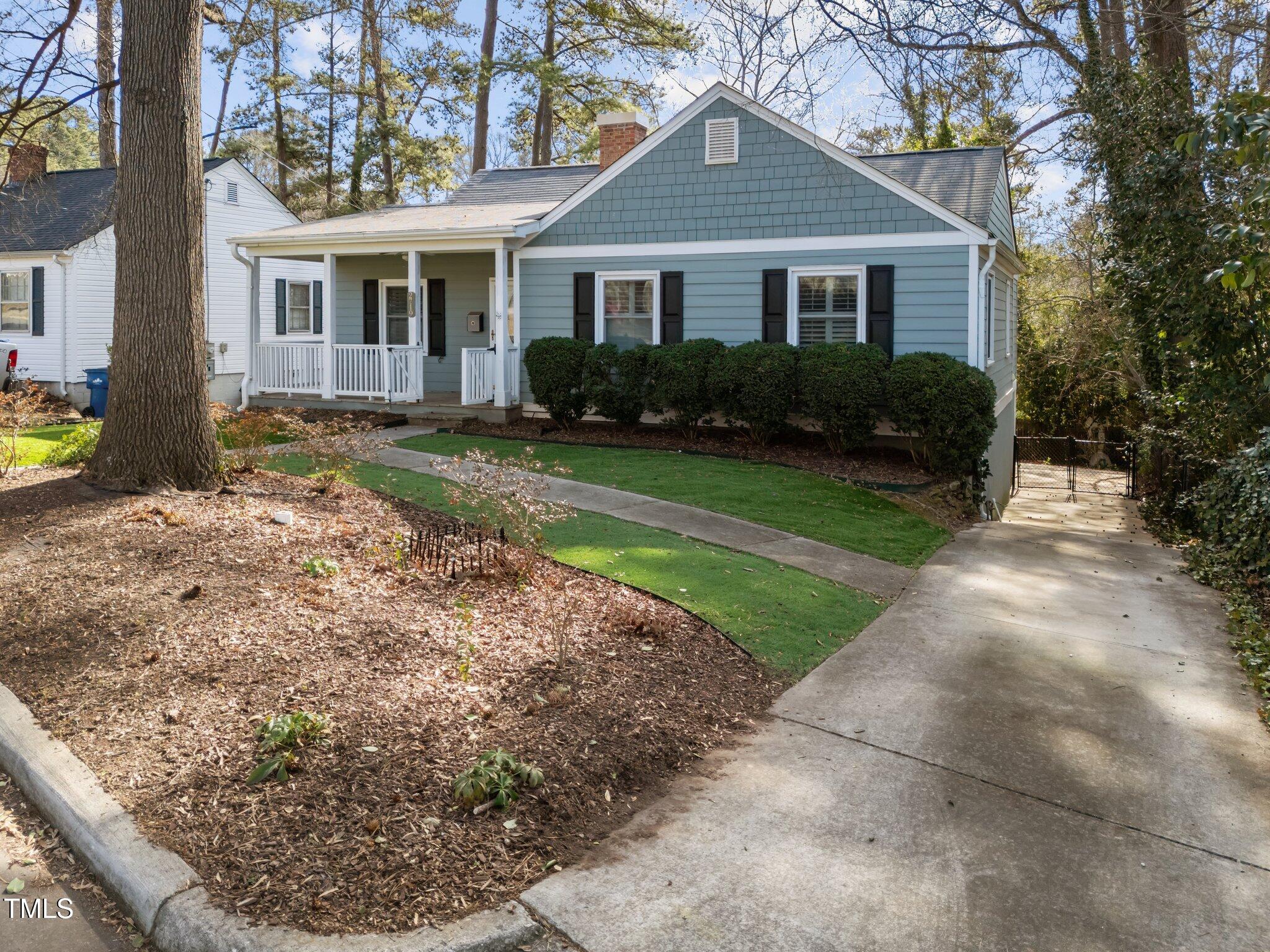 2719 Gordon Street Raleigh, NC 27608 - Photo 4 of 38 2719 Gordon Street