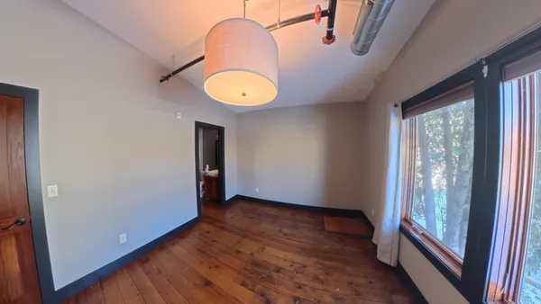 $5,500 | 312 3rd Street, Excelsior, MN 55331