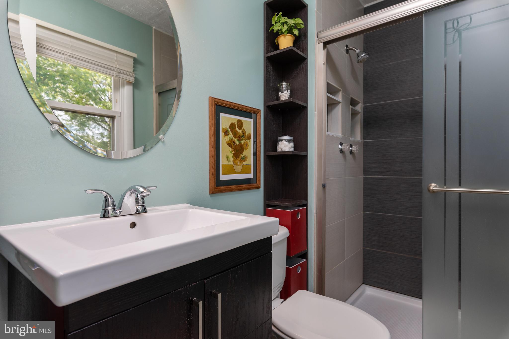 7803 Bastille Road Severn, MD 21144 - Photo 22 of 33 Renovated Master Bath!