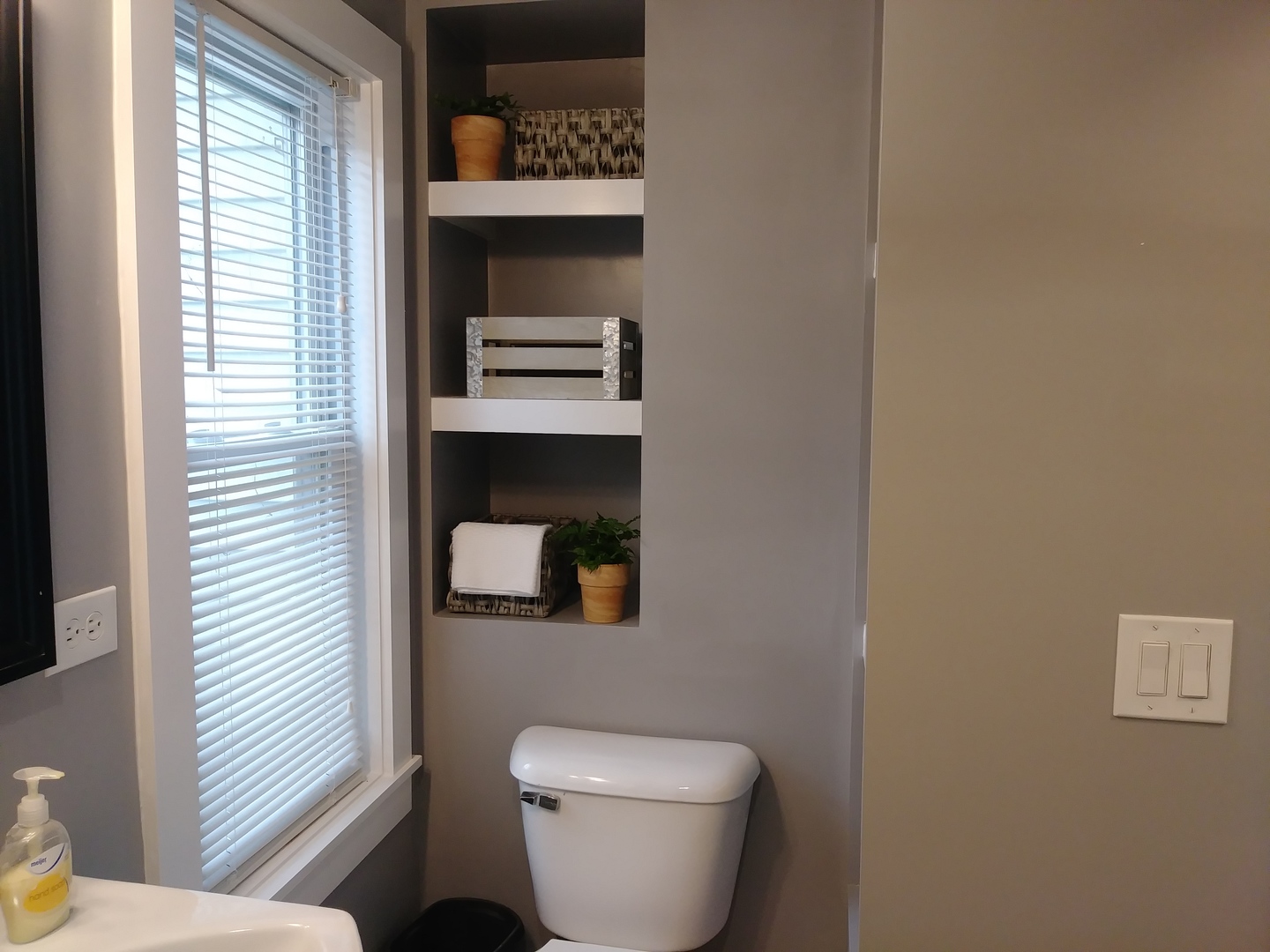 1103 North River Road McHenry, IL 60051 - Photo 10 of 42 Gallery Image 10