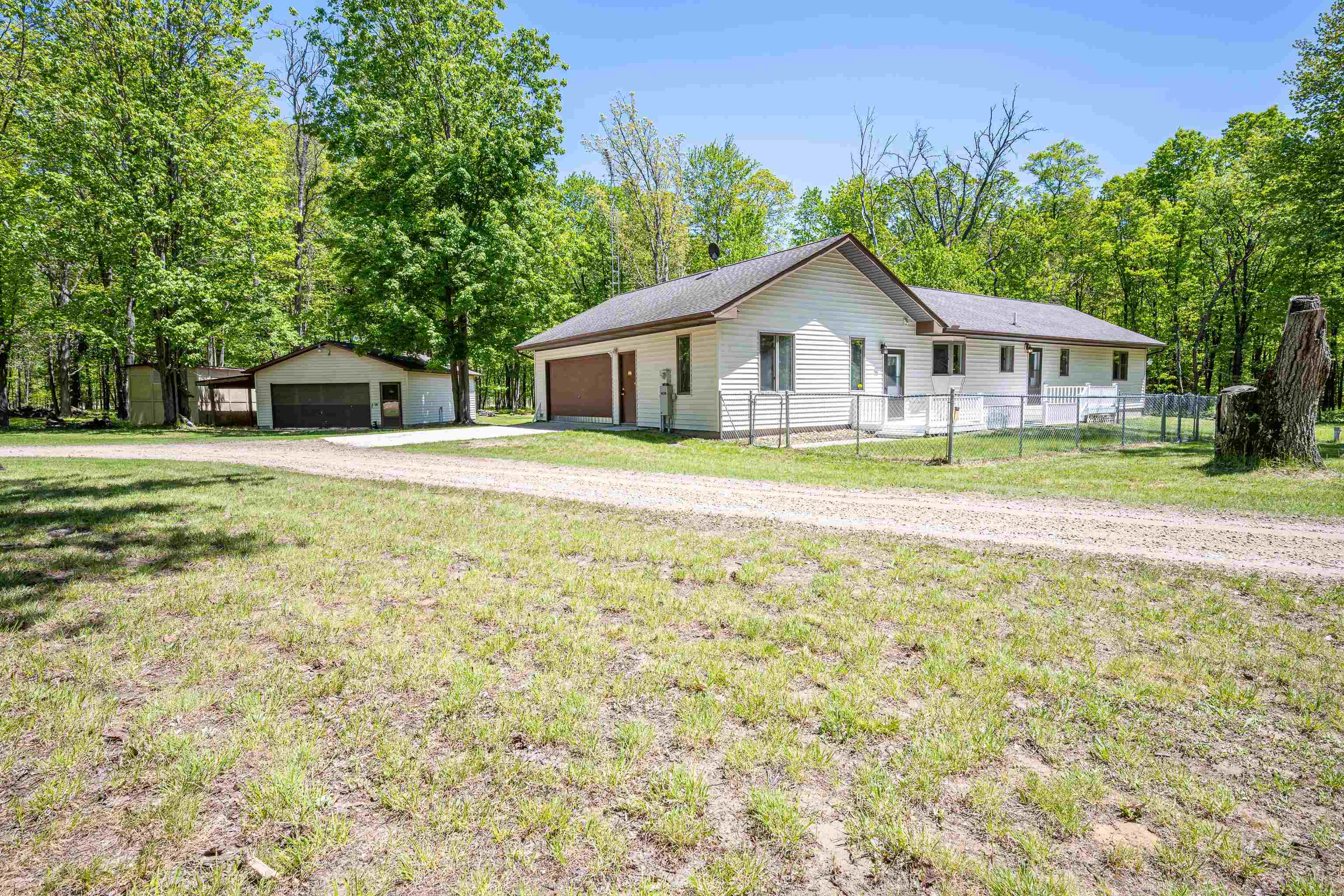 240 Hilts Road Gladwin, MI 48624 - Photo 40 of 97