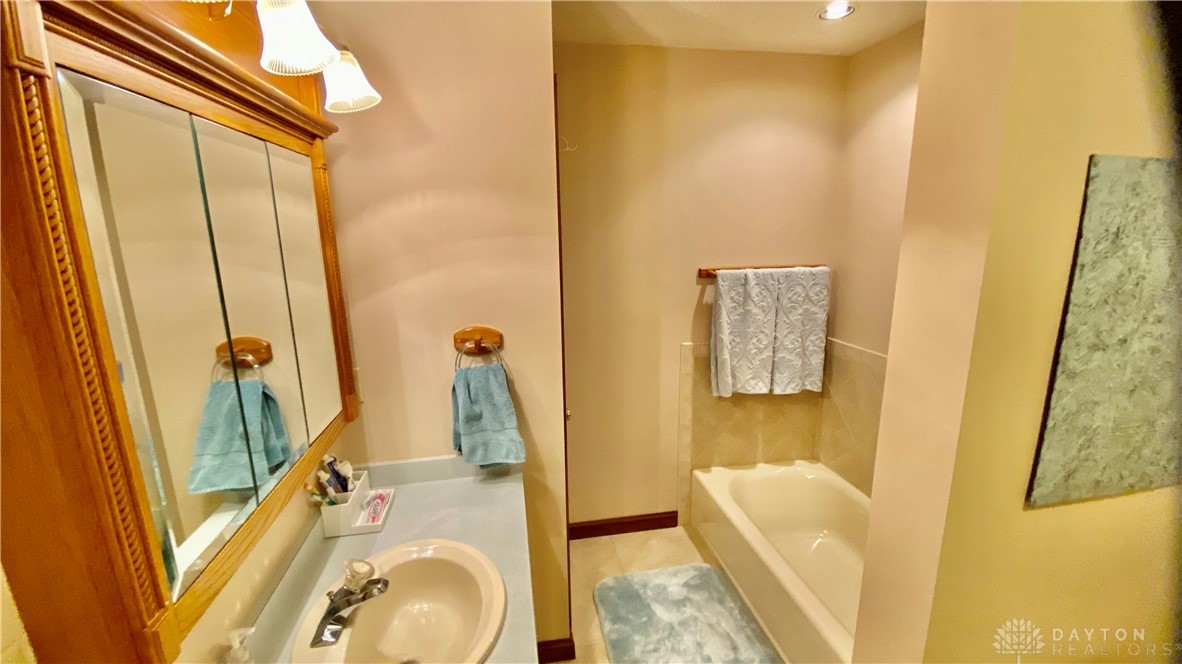 2475 Federal Road Xenia, OH 45385 - Photo 25 of 40 Gallery Image 25