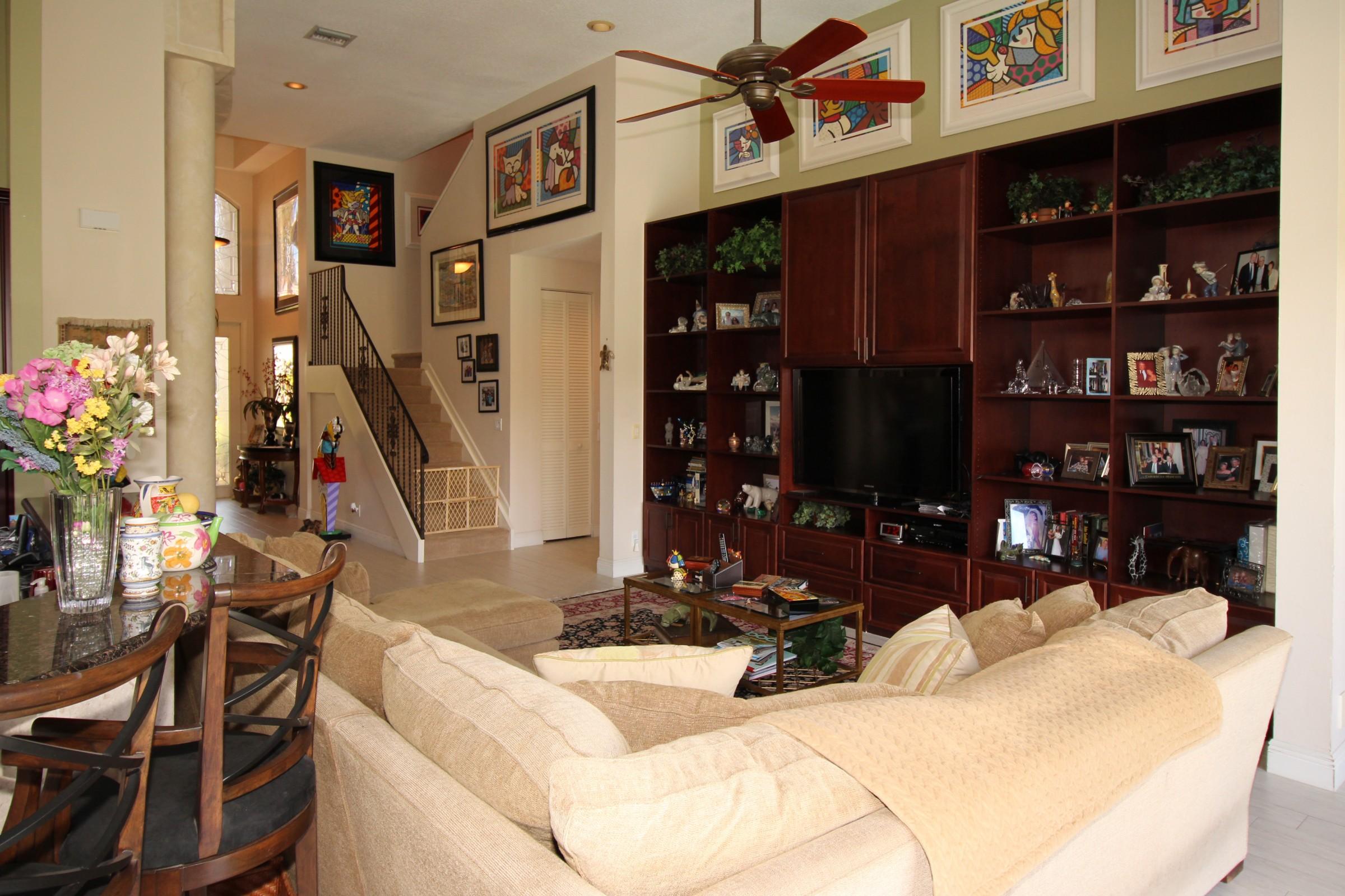 5425 Northwest 42nd Avenue Boca Raton, FL 33496 - Photo 16 of 32 7_XVN5A9_still_fr2