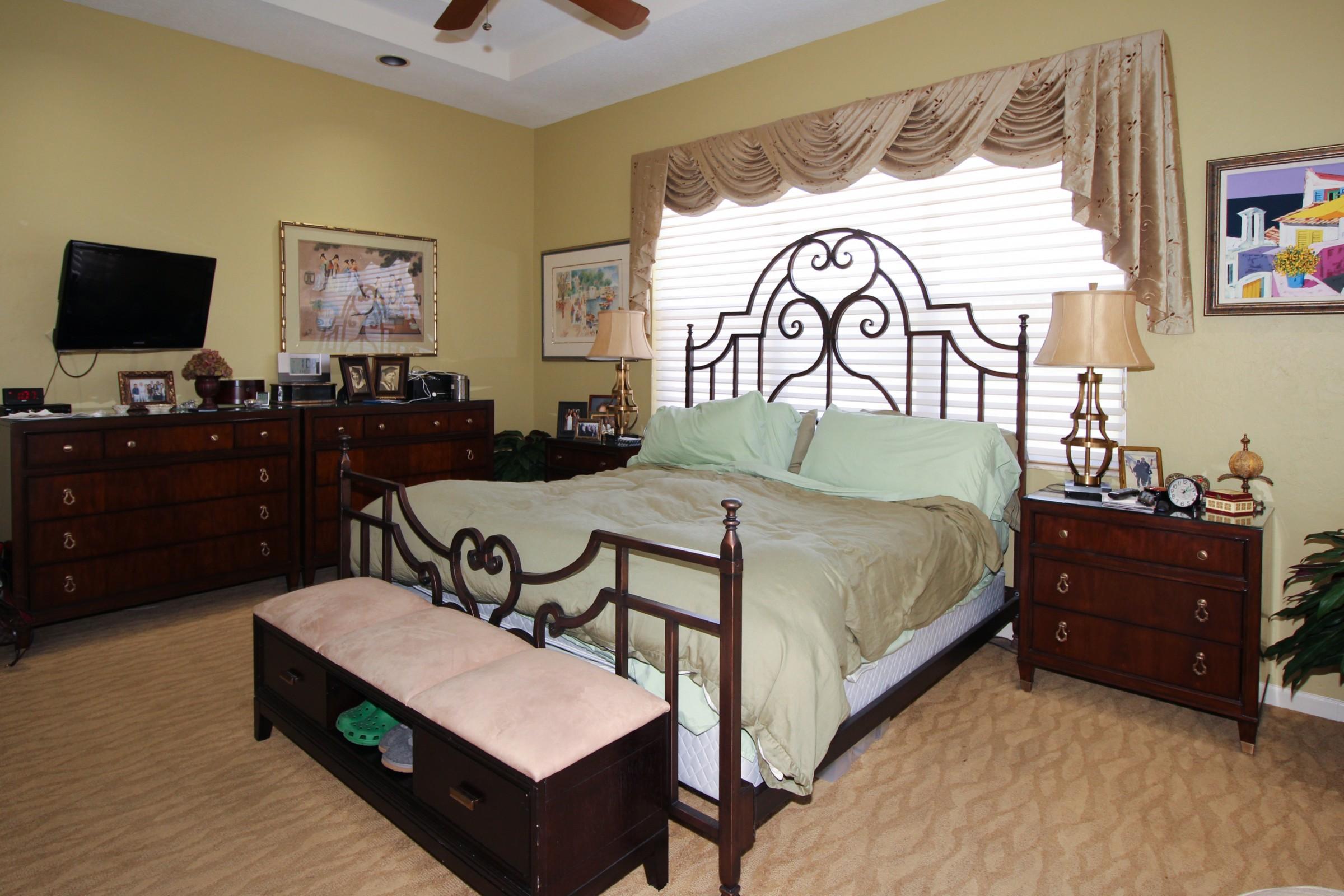 5425 Northwest 42nd Avenue Boca Raton, FL 33496 - Photo 18 of 32 12_XVN5A9_still_mbr