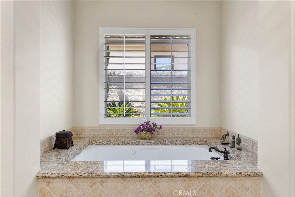 3349 Mendenaro Court Fallbrook, CA 92028 - Photo 25 of 69