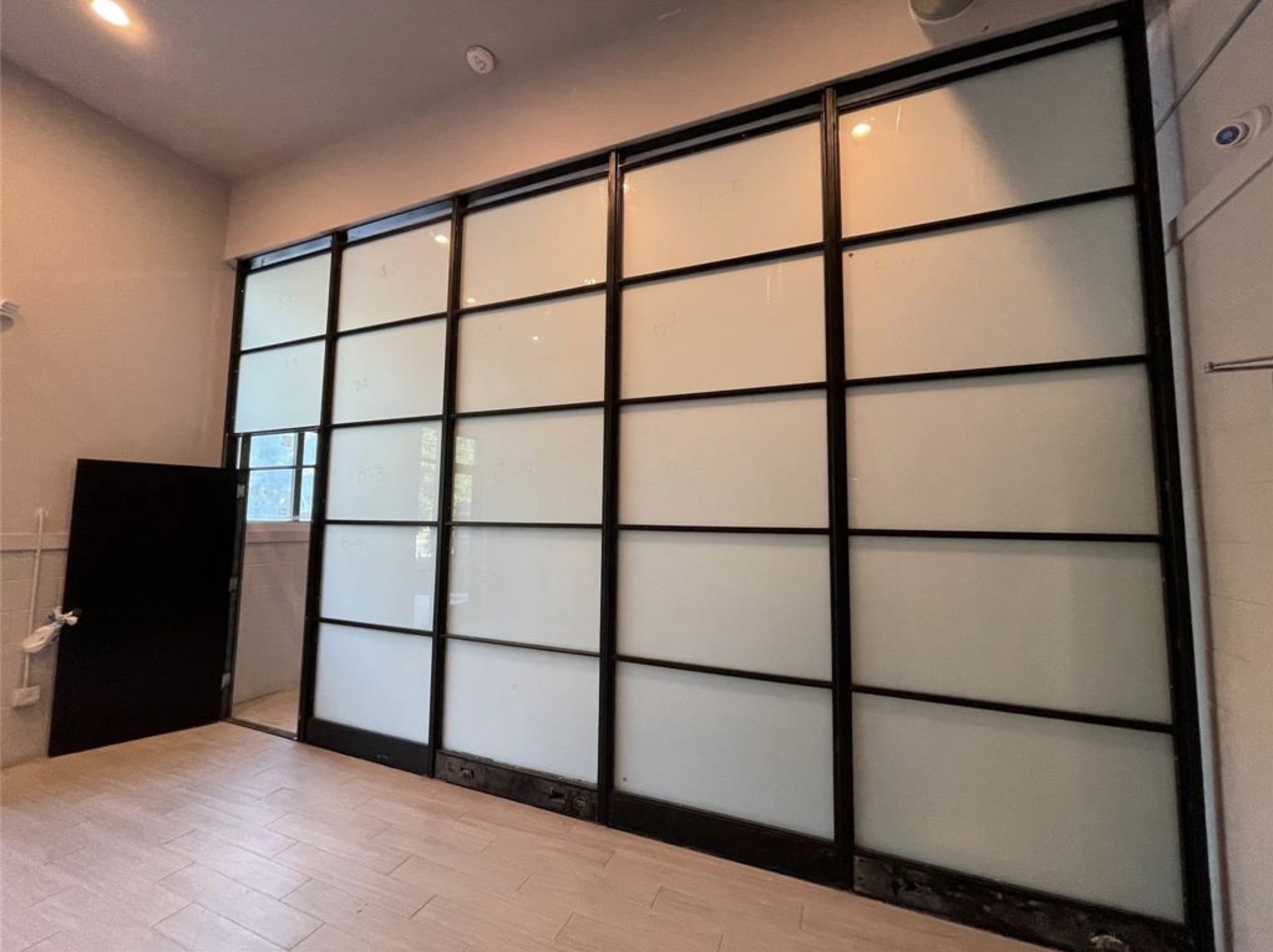 2727 Houston Avenue, Unit 202 Houston, TX 77009 - Photo 18 of 28