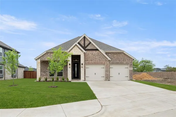 $470,765 | 3742 Ironwood Street, Midlothian, TX 76065