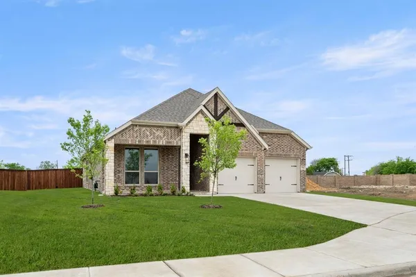 $470,765 | 3742 Ironwood Street, Midlothian, TX 76065