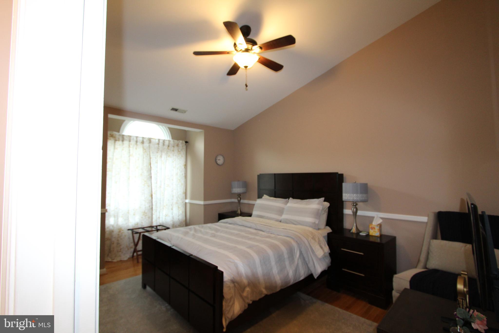 5145 Columbia Road, Unit 831 Columbia, MD 21044 - Photo 19 of 38 Bedroom 3