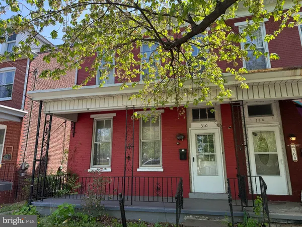 $2,100 | 310 North Charlotte Street, Pottstown, PA 19464