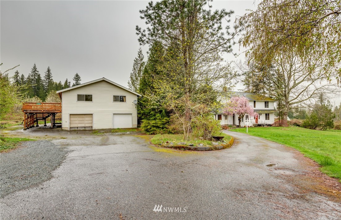 3765 East Smith Road Bellingham, WA 98226 - Photo 22 of 25 Gallery Image 22