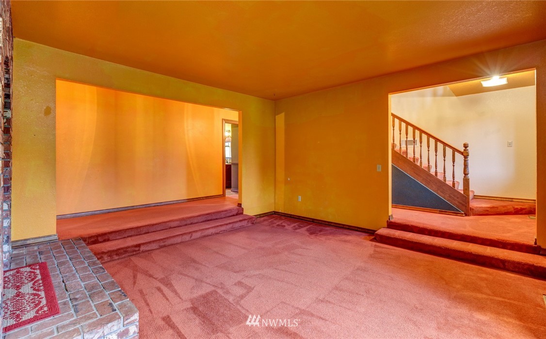 3765 East Smith Road Bellingham, WA 98226 - Photo 7 of 25 Gallery Image 7