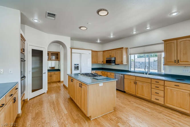 1777 Nuevo Road Henderson, NV 89014 - Photo 10 of 41