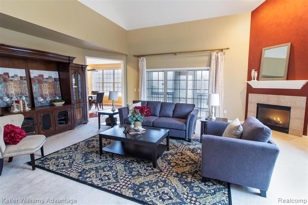 3694 Windingbrook Circle Rochester Hills, MI 48309 - Photo 3 of 44