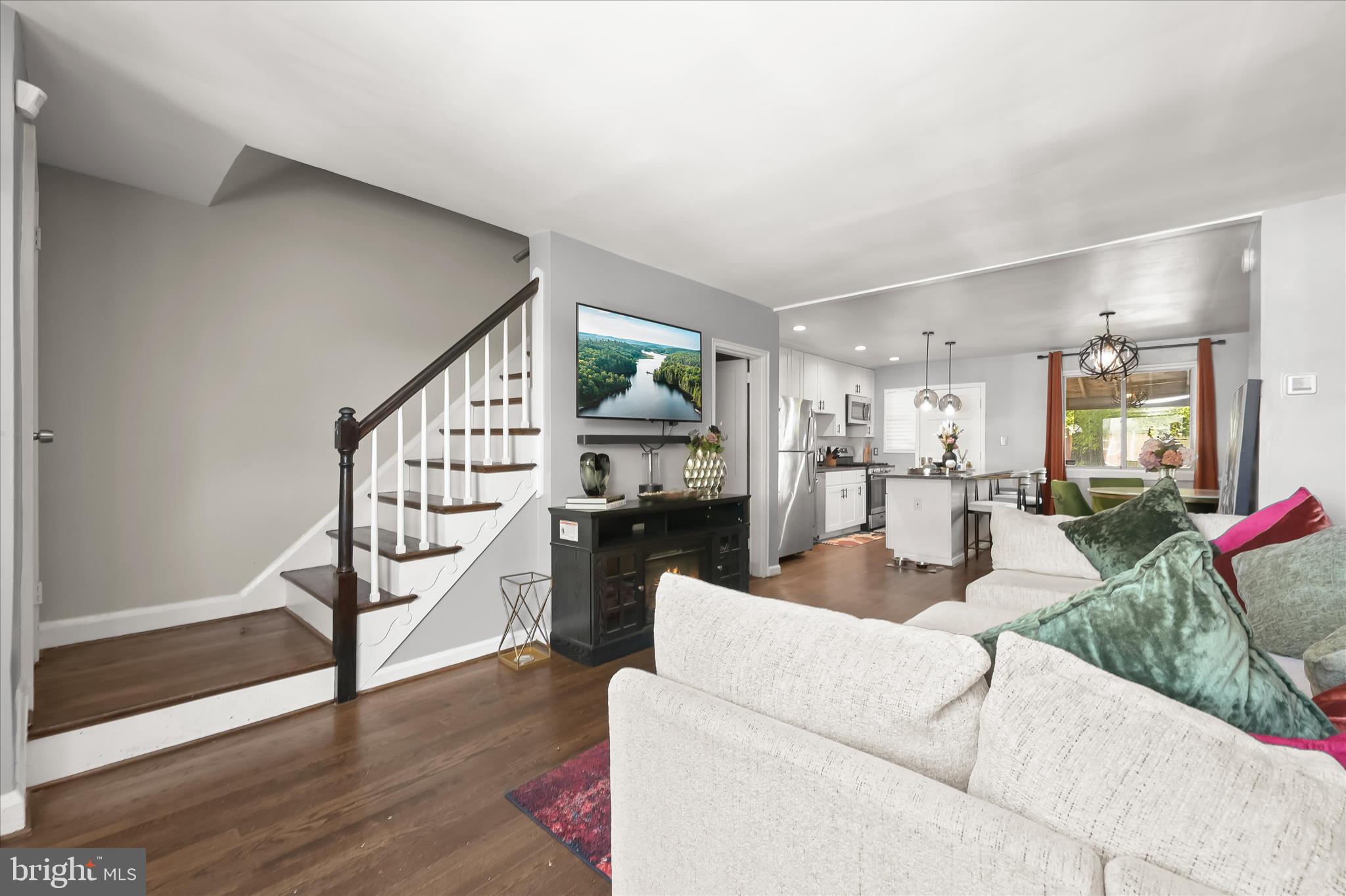 1024 Wedgewood Road Baltimore, MD 21229 - Photo 4 of 40 Wedgwood 007