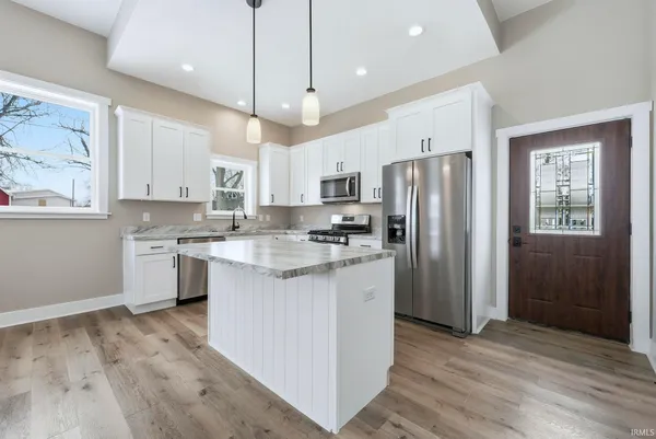 $379,900 | 13313 Illinois Street, Grabill, IN 46741