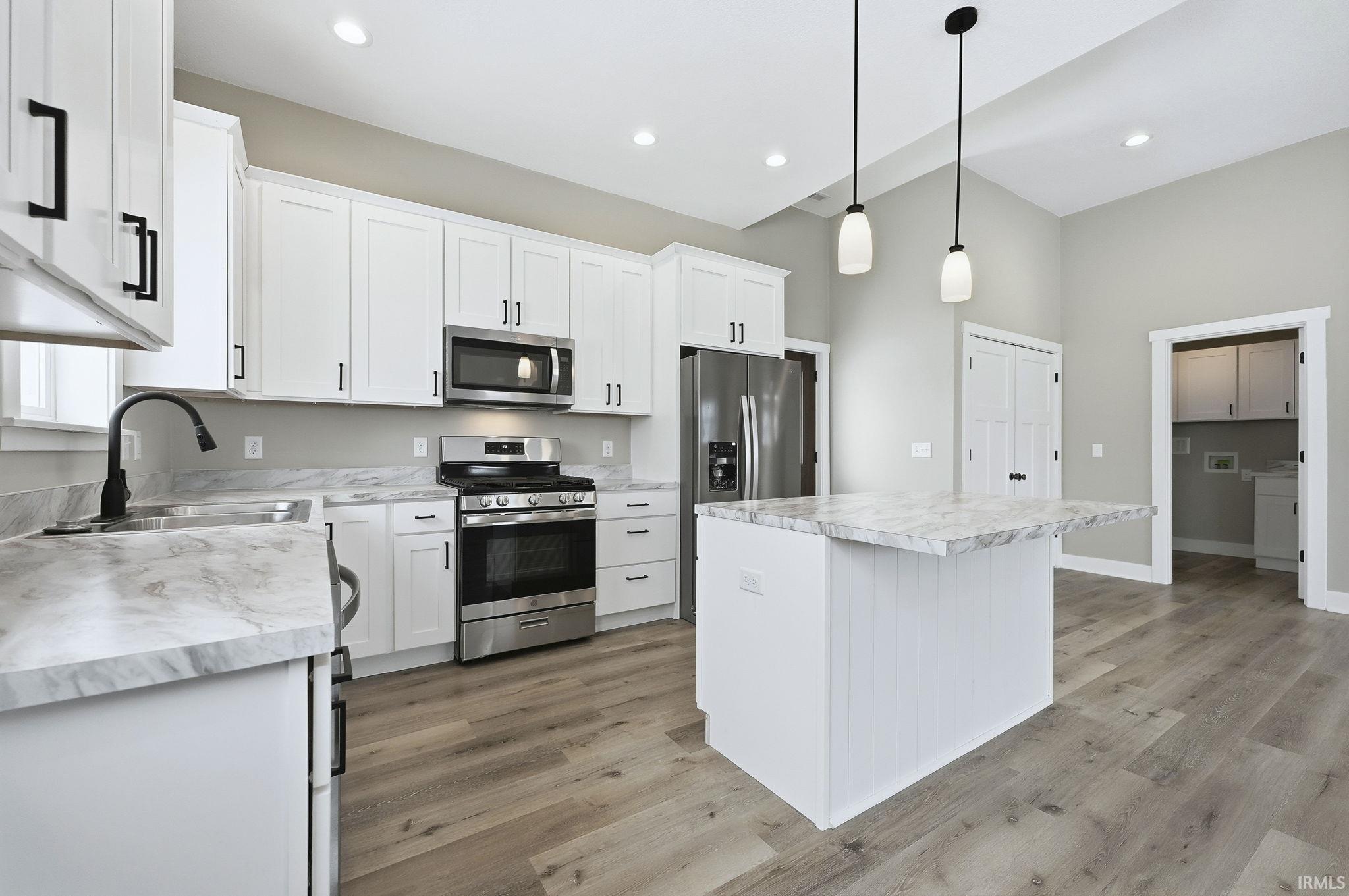 13313 Illinois Street Grabill, IN 46741 - Photo 8 of 30