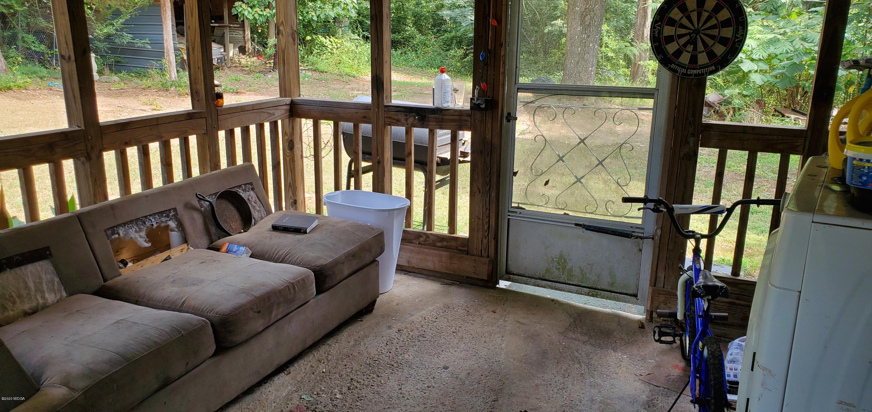 161 Pineview Road Jackson, GA 30233 - Photo 10 of 10 20200810_112149