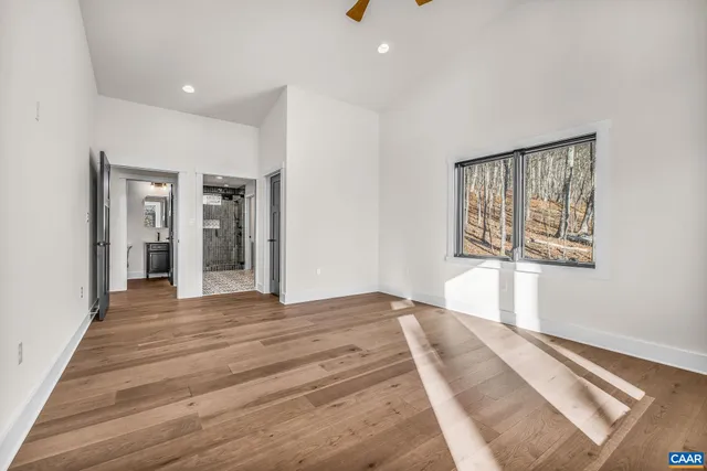 $995,000 | 48 Oak Lane, Roseland, VA 22967