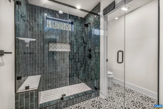 $995,000 | 48 Oak Lane, Roseland, VA 22967