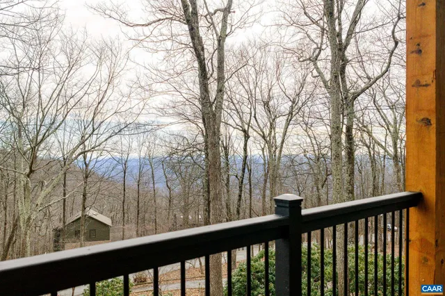 $995,000 | 48 Oak Lane, Roseland, VA 22967