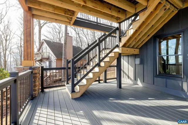 $995,000 | 48 Oak Lane, Roseland, VA 22967