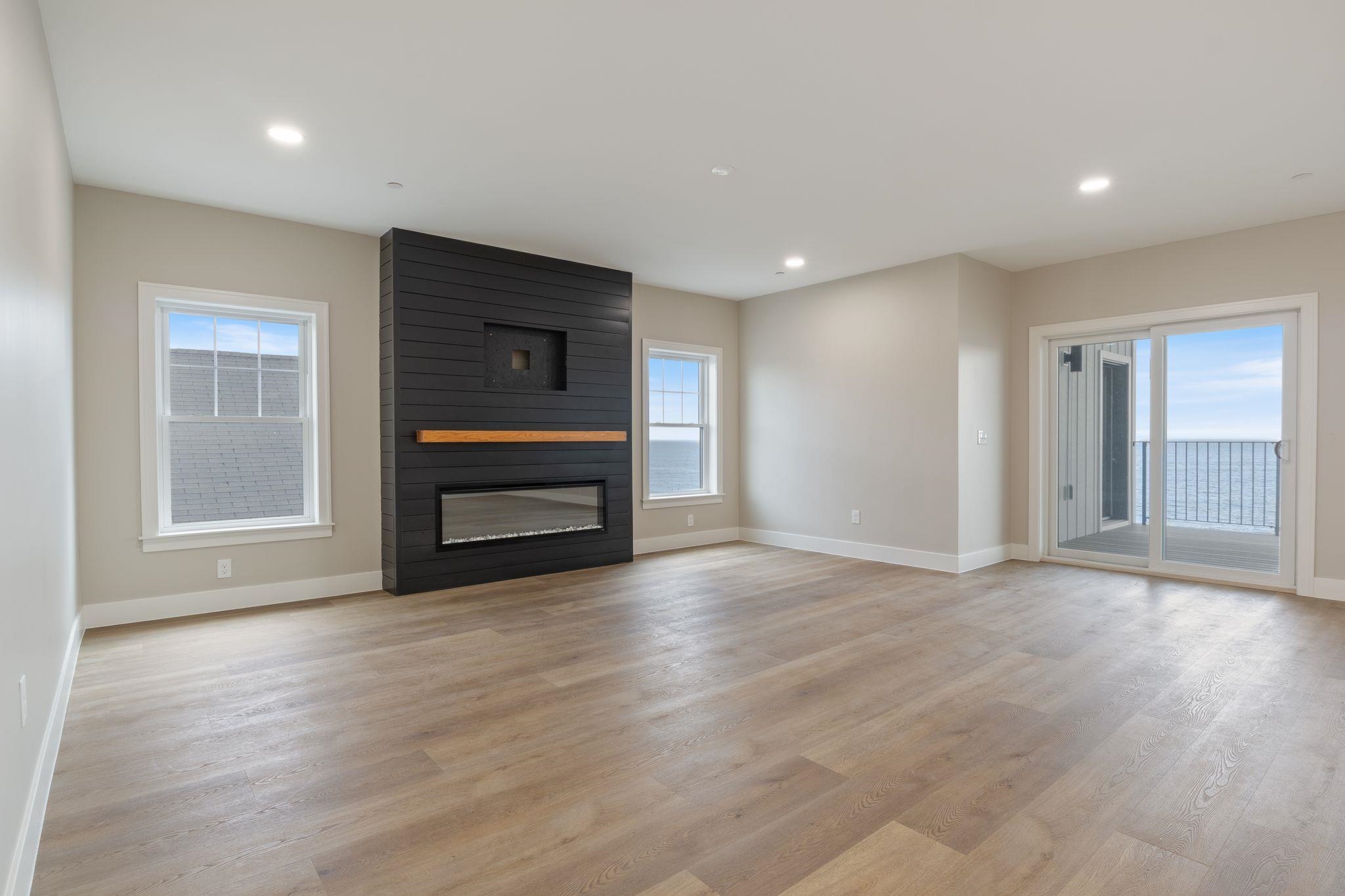 465 Ocean Boulevard, Unit 302 Hampton, NH 03842 - Photo 8 of 25