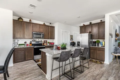 $344,900 | 126 Balsam Street, Hutto, TX 78634