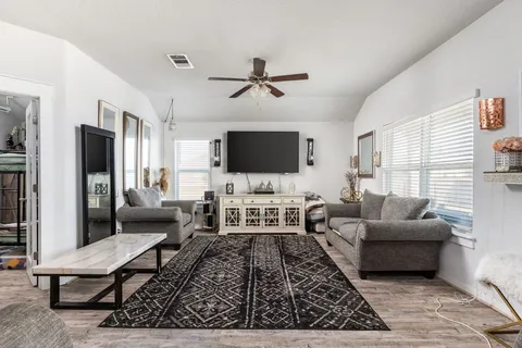 $344,900 | 126 Balsam Street, Hutto, TX 78634